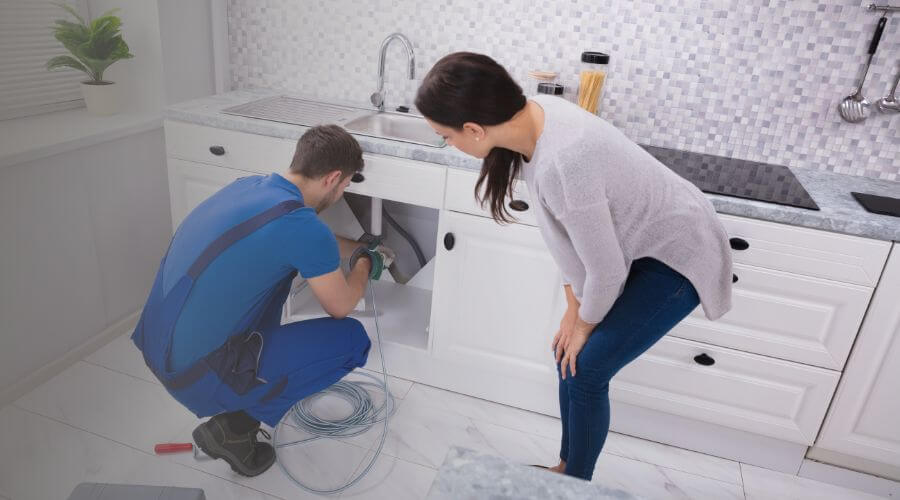 Expert burst pipe repair services in Lewis Center, OH